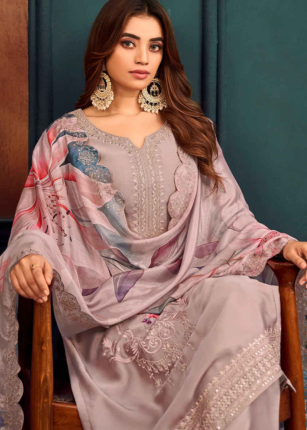 Beautiful Mauve Purple Georgette Festive Salwar Kurta Suit