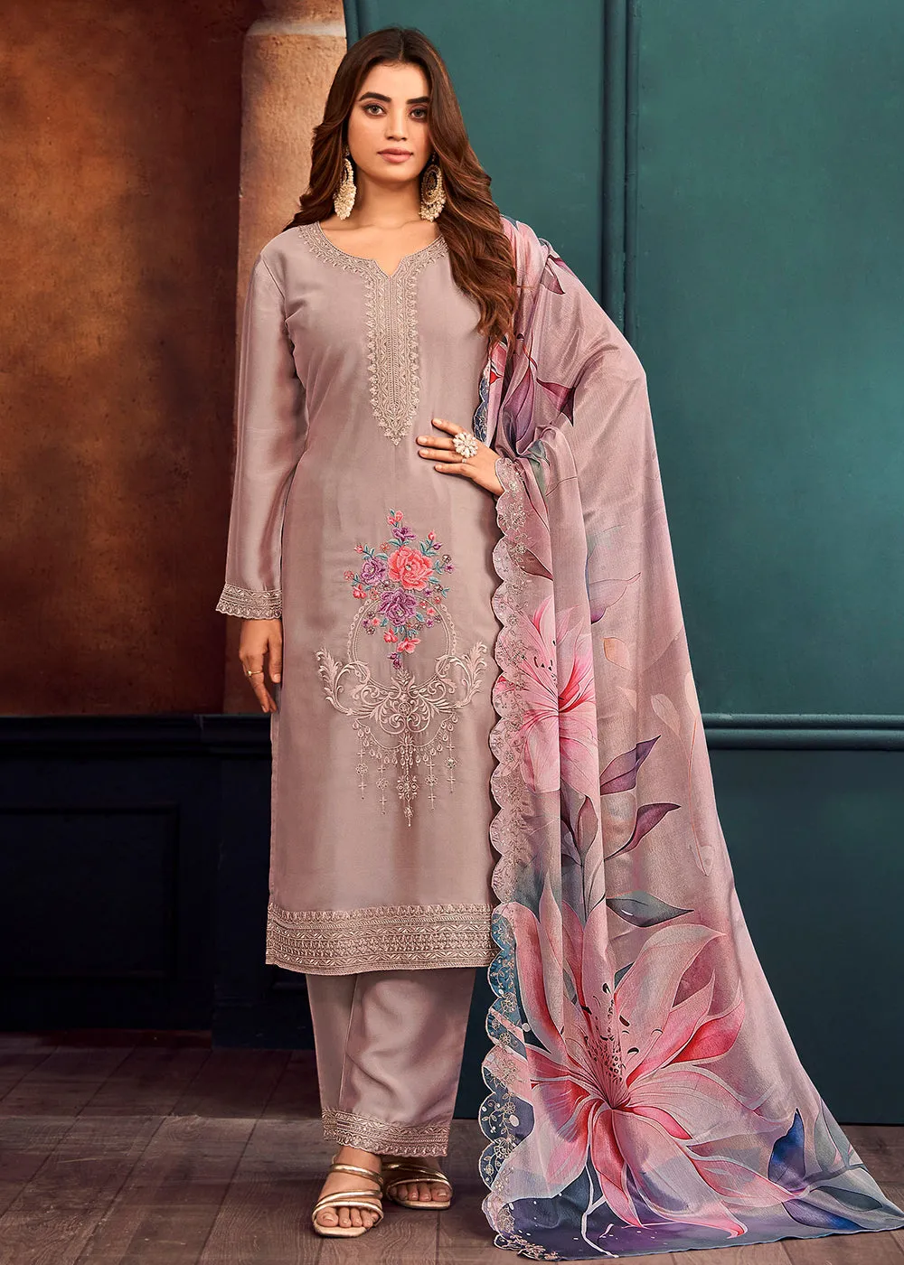 Beautiful Mauve Purple Georgette Festive Salwar Kurta Suit