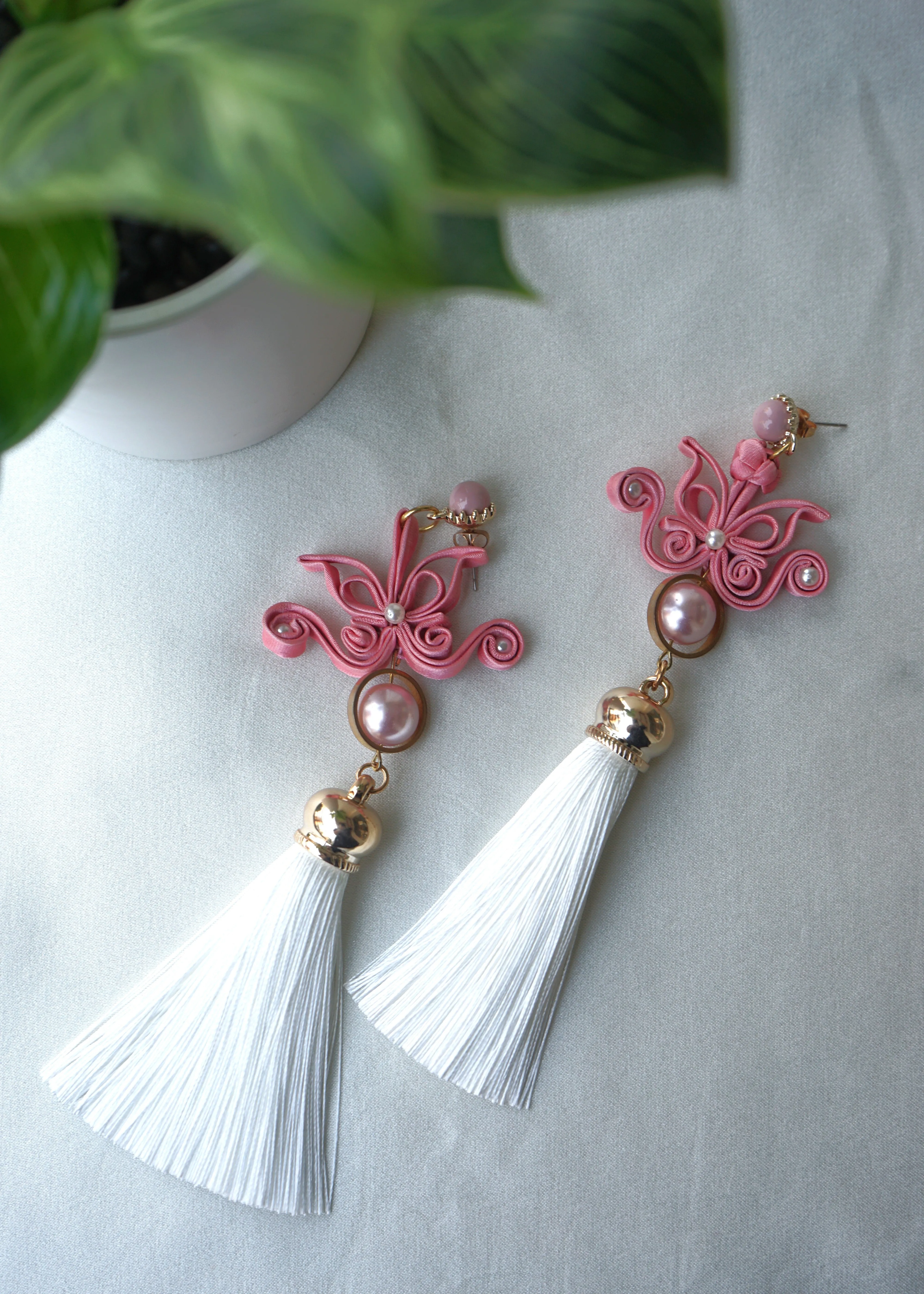 Butterfly Pankou Tassel Earrings (Pink)