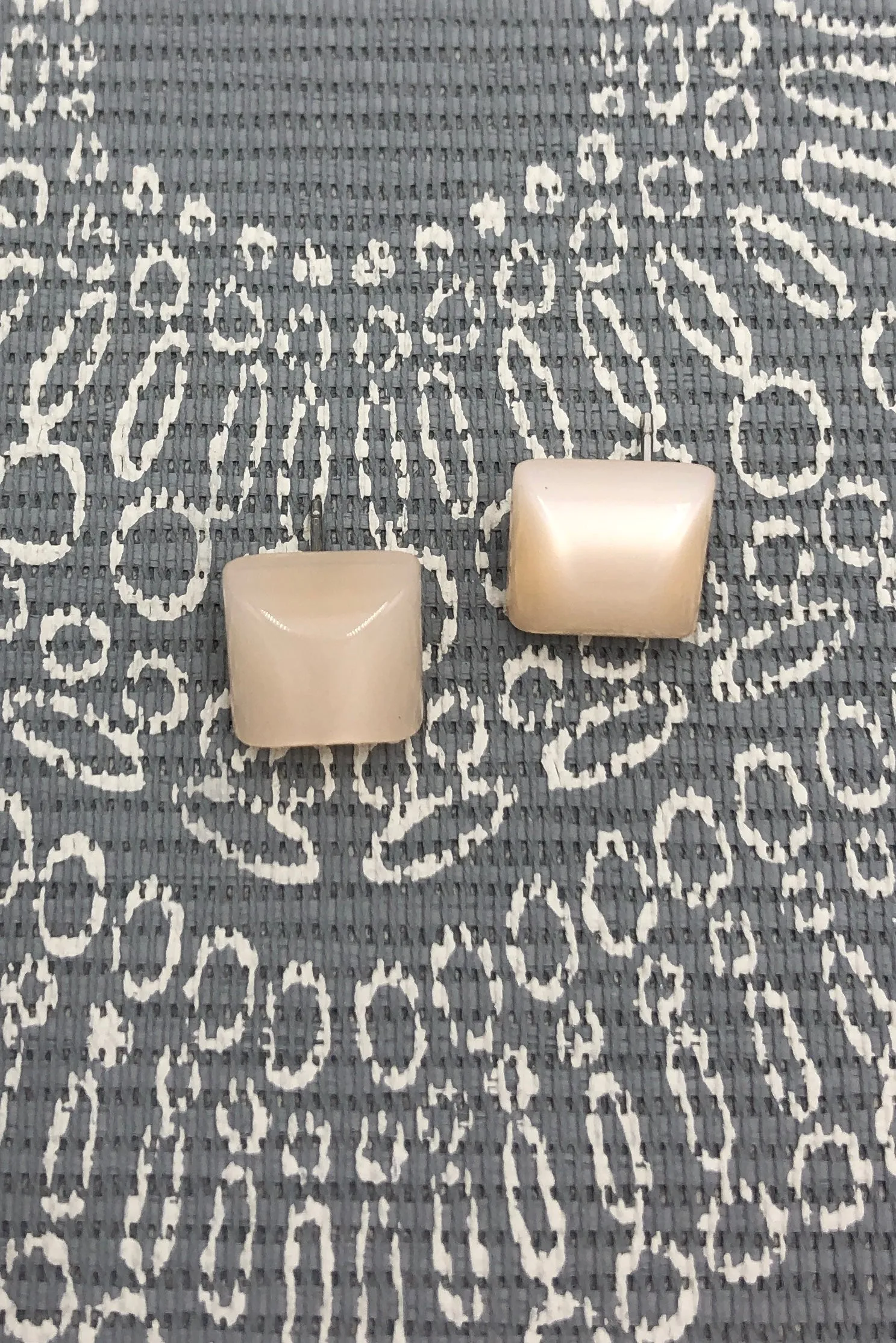 Champagne Beige MG Square Stud Earrings