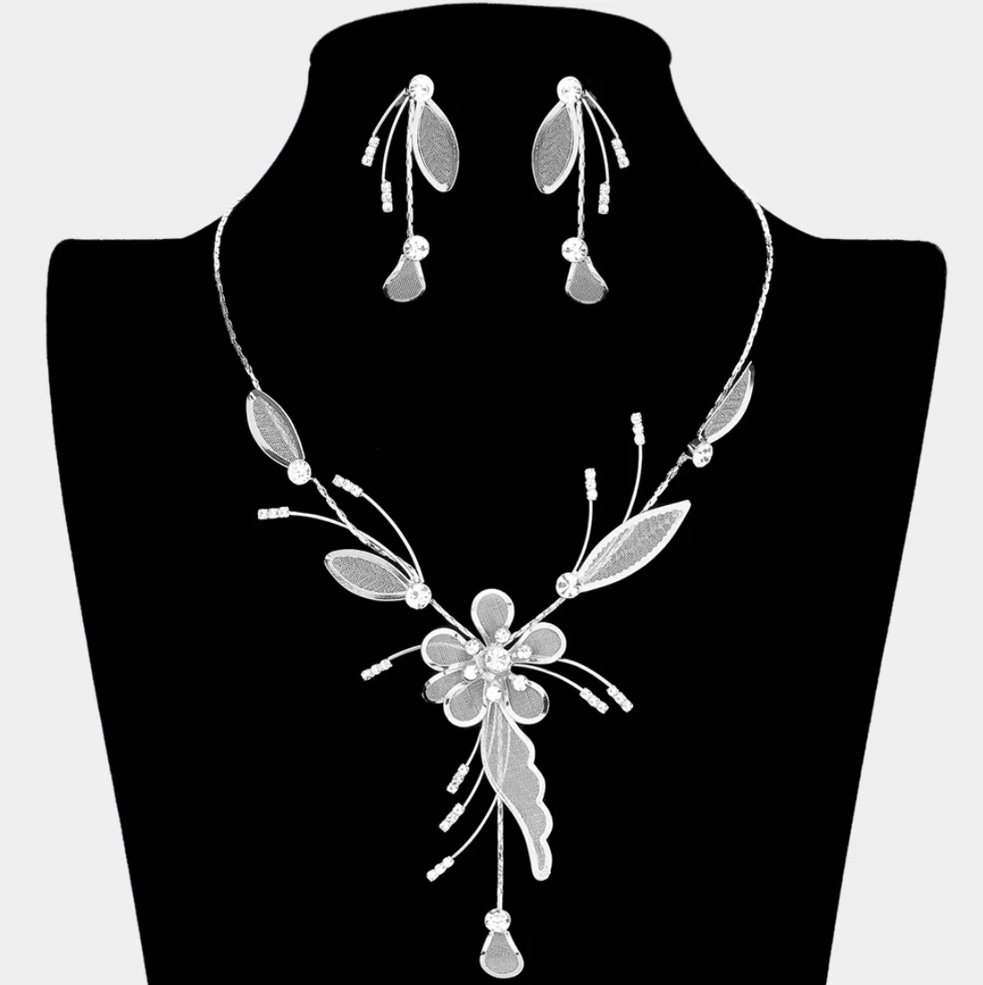 Crystal detail metal mesh flower vine necklace(2 colors)