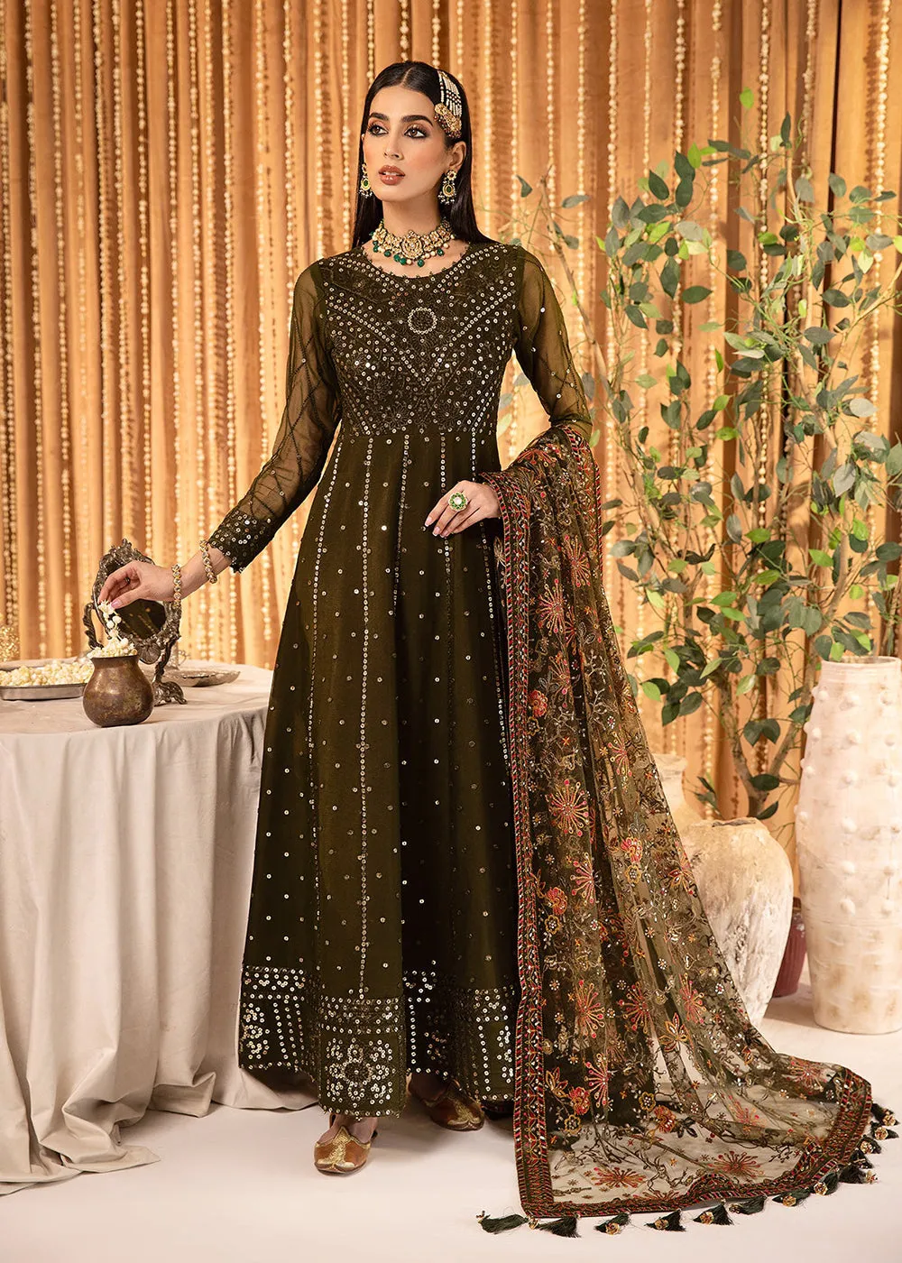 Mehfil E Uroos Luxury Formals 23 by Alizeh | V16D07 - Mahveen